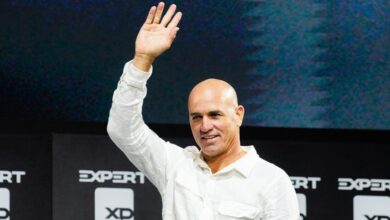Foto de para Kelly Slater, a melhor onda é trabalhar com o que importa