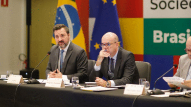 Foto de Brasil e União Europeia reforçam parceria estratégica em encontro com a sociedade civil na IX Mesa Redonda em Brasília