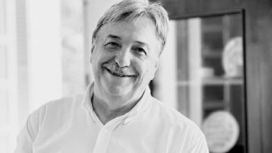 Foto de Morre Mateus Paranhos, referência em bem-estar animal no Brasil