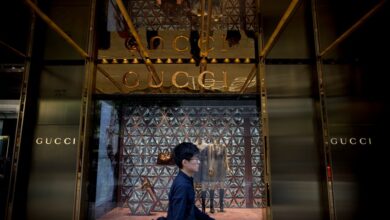 Foto de Dono da Gucci quer vender unidade de beleza para a L’Oréal, segundo fontes